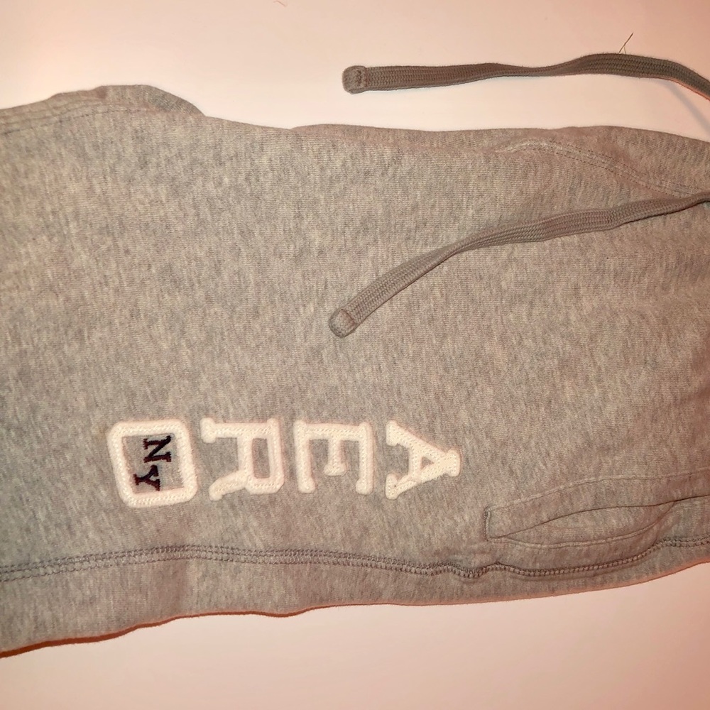 Aero Men’s Medium Sweatpants